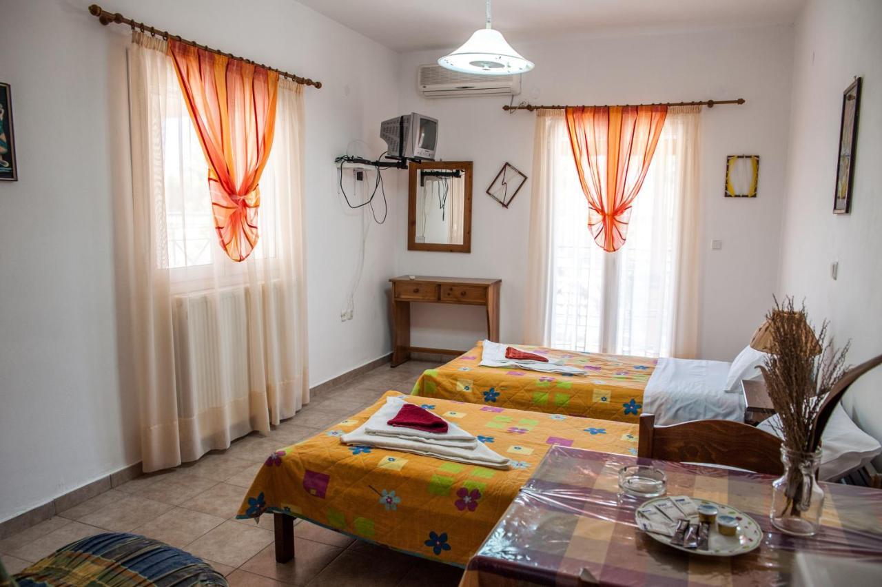 Thimios Rooms Keramiai Luaran gambar