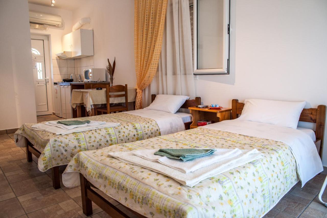 Thimios Rooms Keramiai Luaran gambar