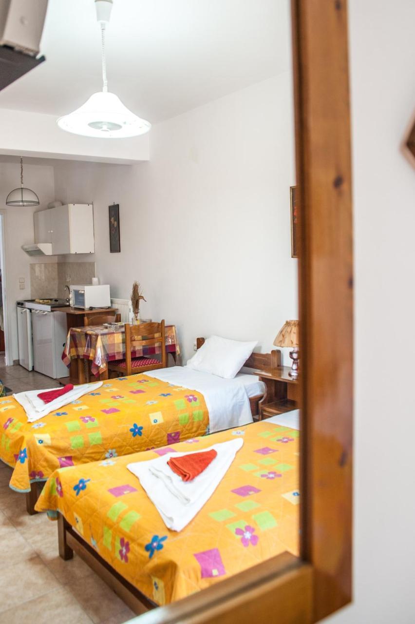 Thimios Rooms Keramiai Luaran gambar