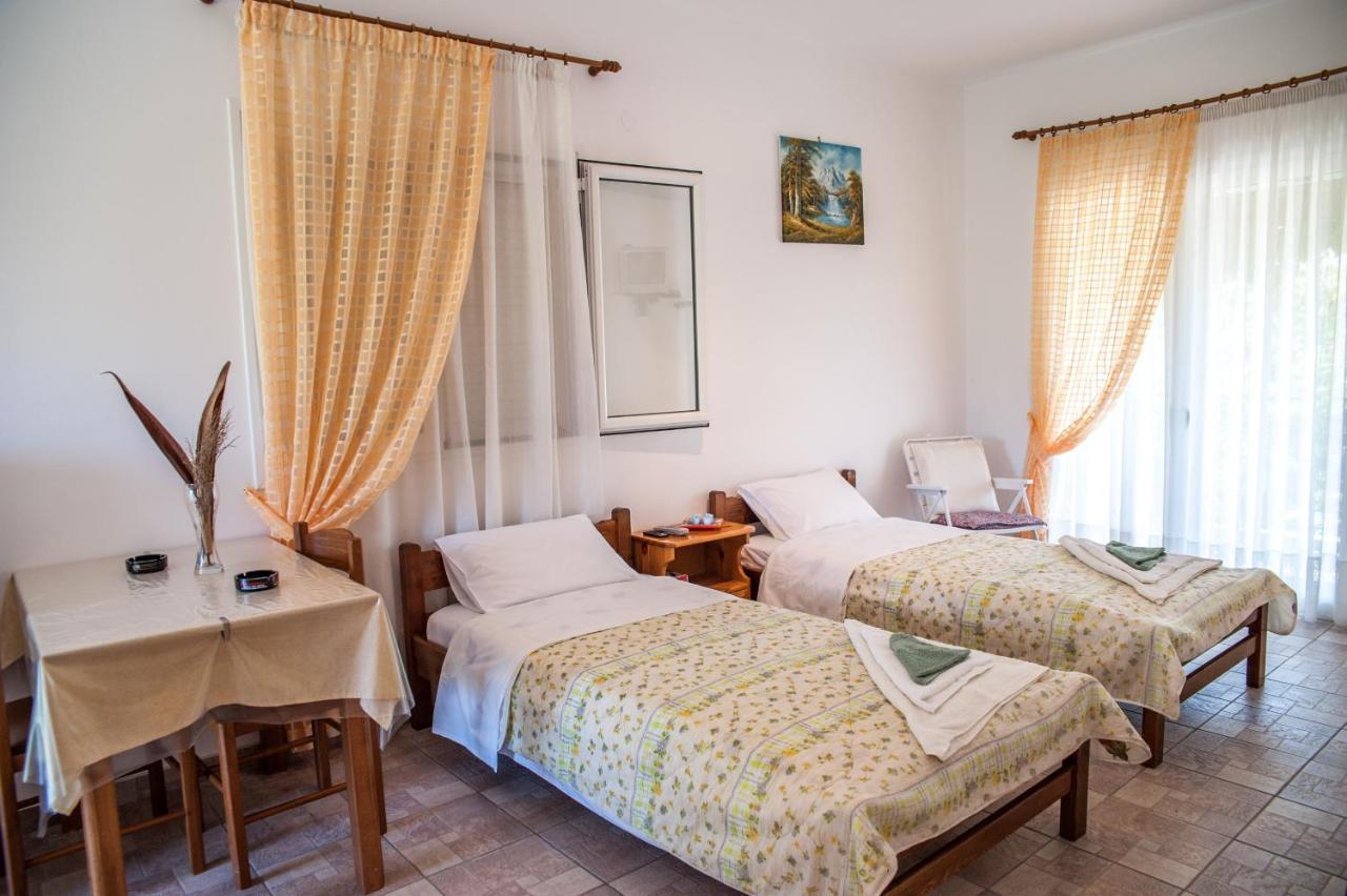 Thimios Rooms Keramiai Luaran gambar