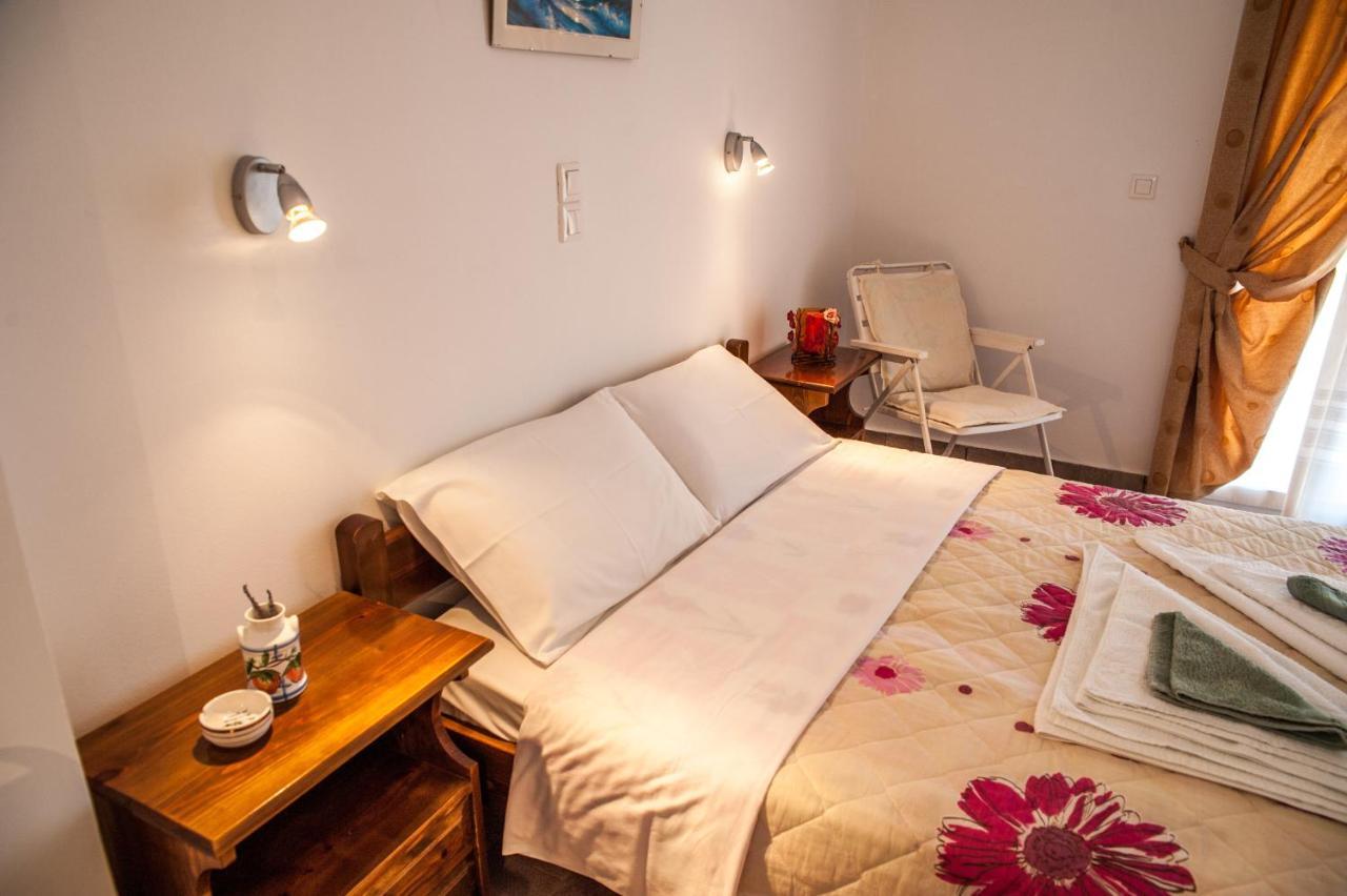 Thimios Rooms Keramiai Luaran gambar